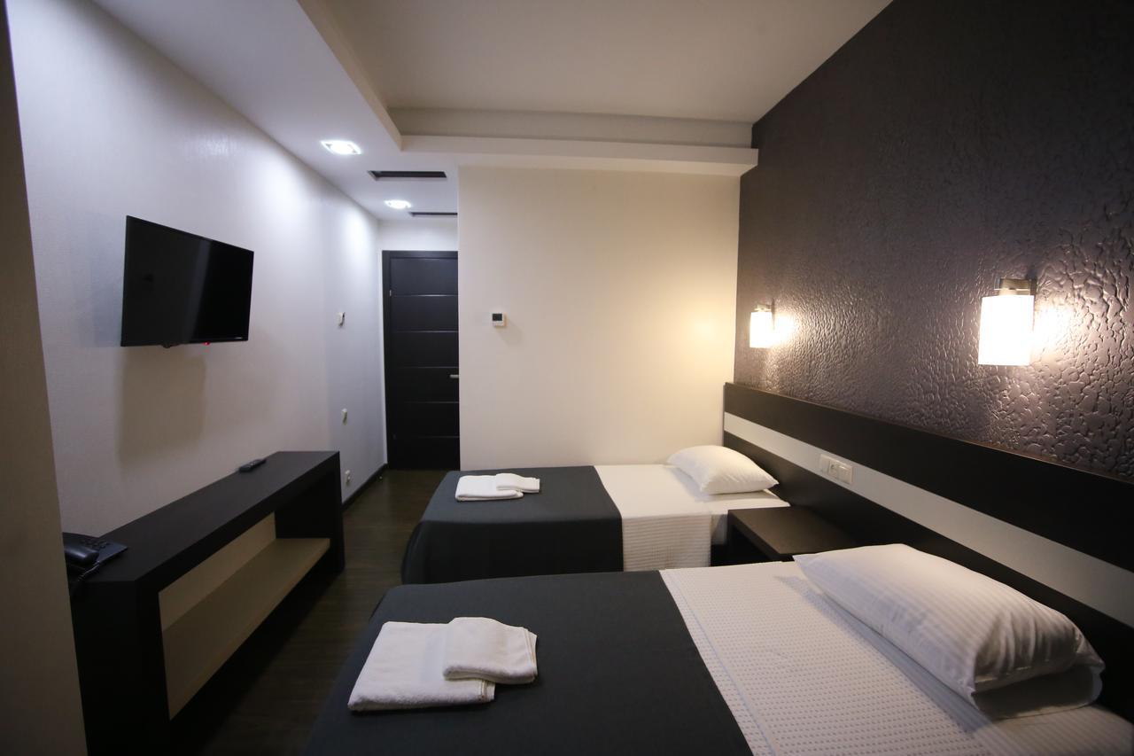 West Tower Hotel Kutaisi Exterior photo