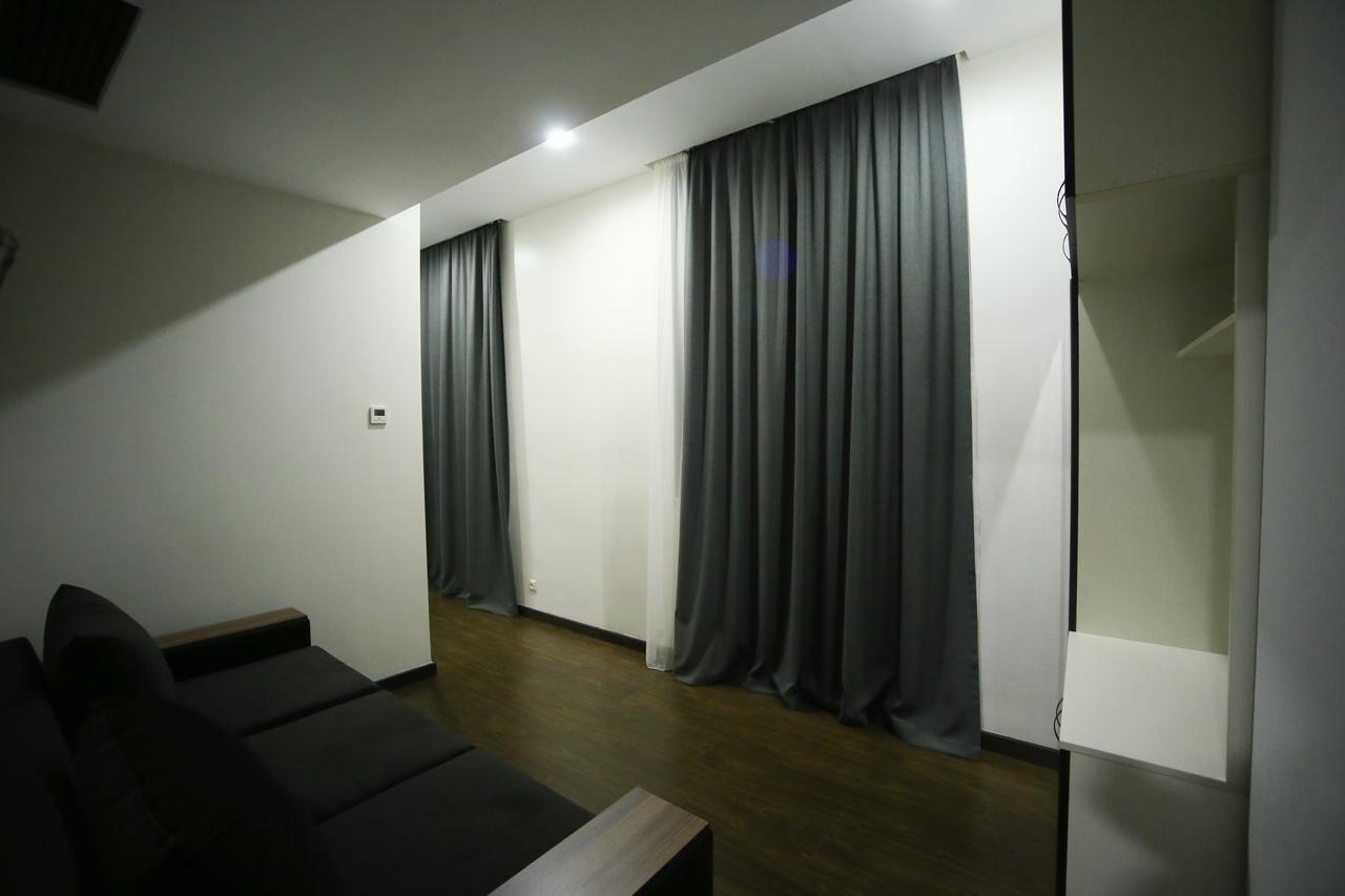 West Tower Hotel Kutaisi Exterior photo